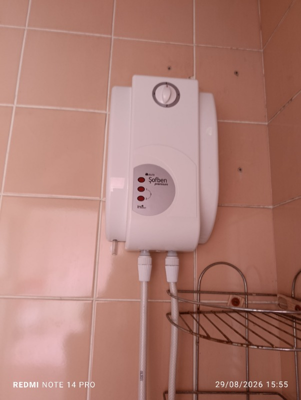 Aura  Premium Elektrikli Banyo Şofbeni 105pr ( Montaj Dahil )