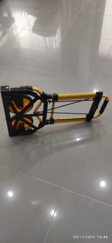 Stanley FT582 90Kg Katlanır El Arabası