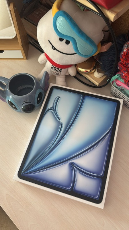Apple iPad Air M3 13" 256GB Wi-Fi Mavi MCNP4TU/A