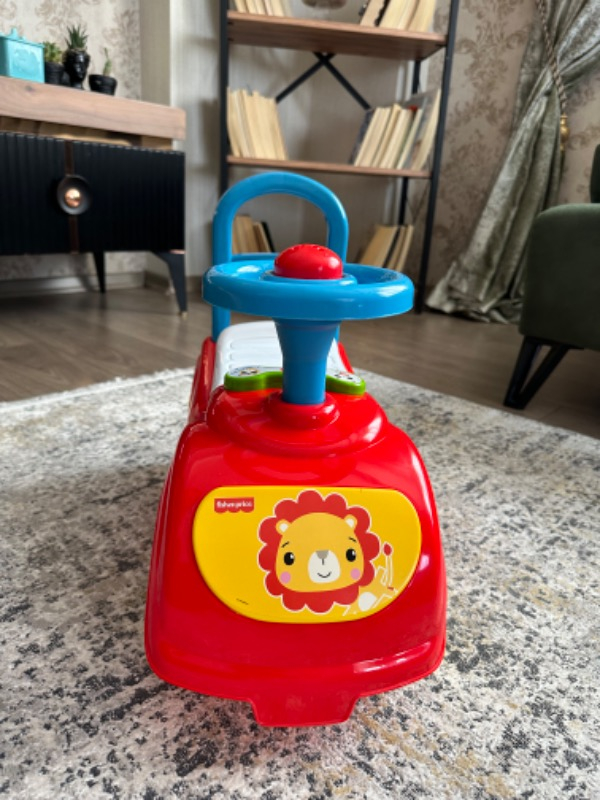 Fisher-Price İlk Arabam