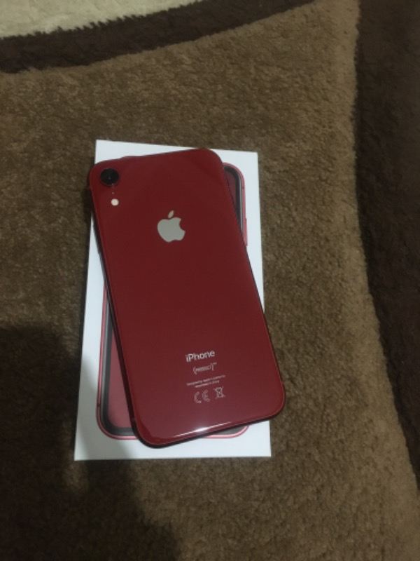 iPhone XR 128 GB RED Special Edition