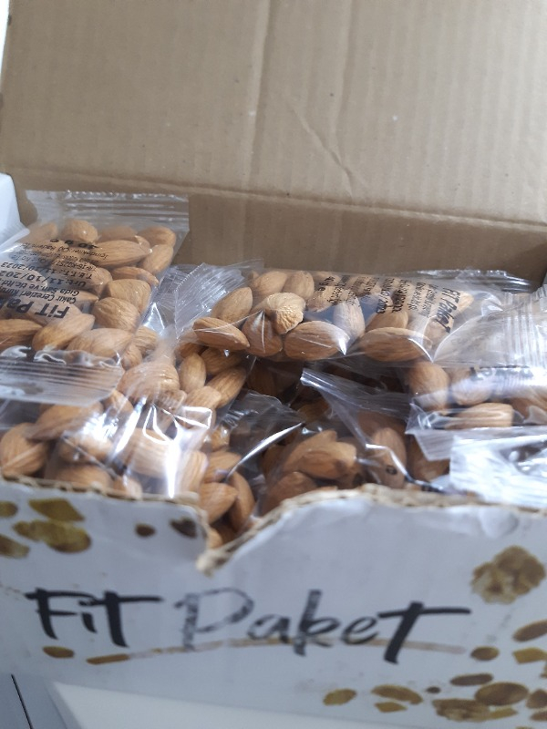 Çakır Çerez Çiğ Badem 40 x 25'li Fit Paket