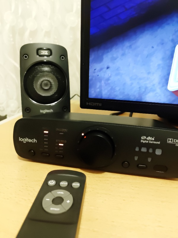 Logitech Z906 500 Watt 5.1 Surround Ses Hoparlör - Siyah