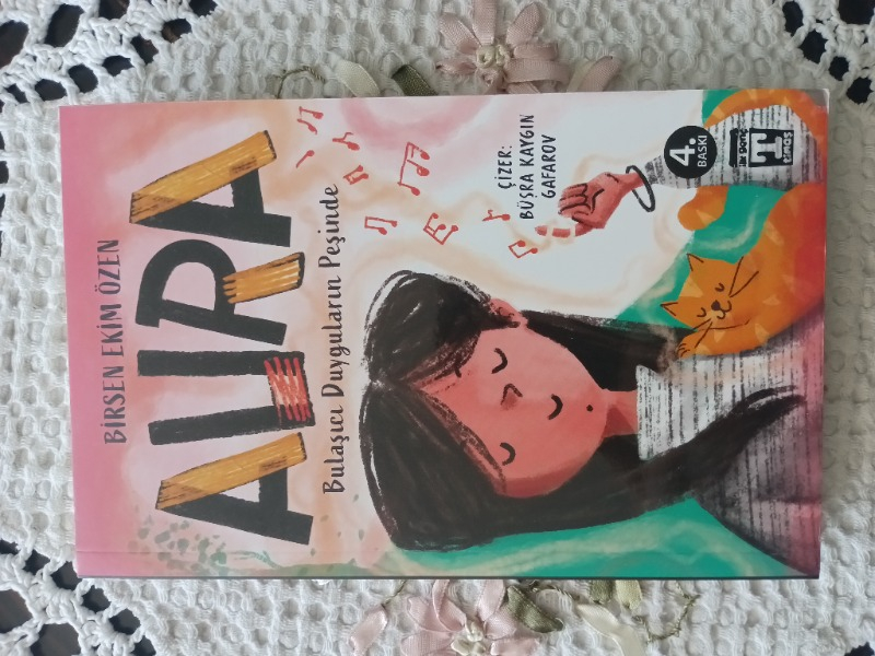 Aura - Bulaşıcı Duyguların Peşinde - Birsen Ekim Özen