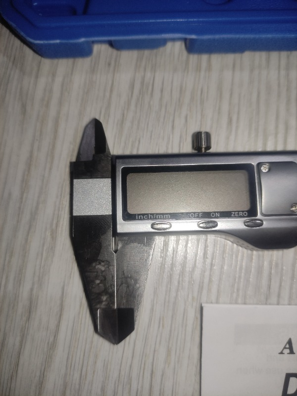 GFB Dijital Kumpas Metal Ekran 150x0.01 mm - GFB1060