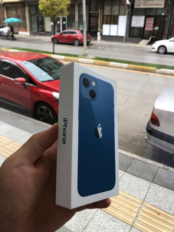 iPhone 13 128 GB