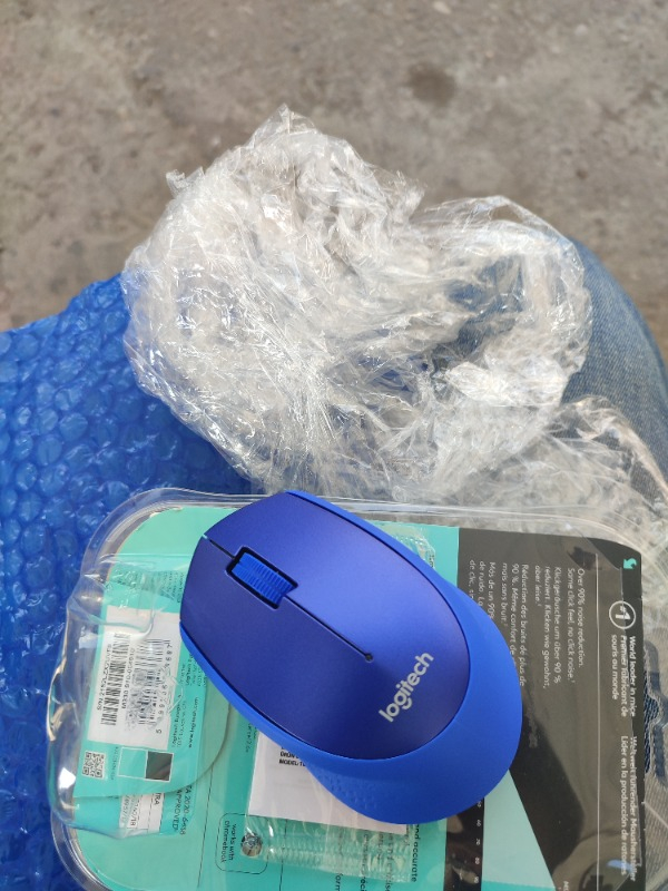 Logitech M330 Sessiz Kablosuz Optik Mouse - Mavi