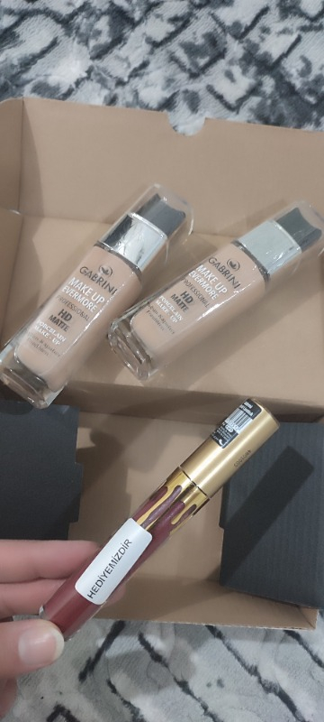 Gabrini Professional Hd Matte Foundation 03