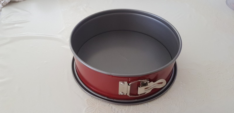 Tefal J1641214 Delibake Kelepçeli Kek Kalıbı 24 cm