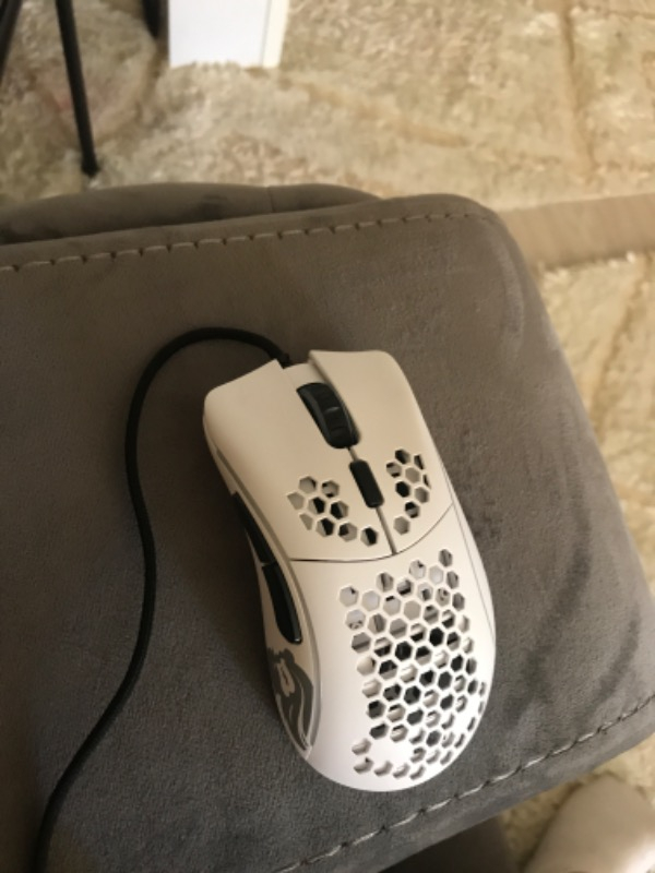 Glorious Model D Kablolu Mat Beyaz RGB Oyuncu Mouse 69Gr