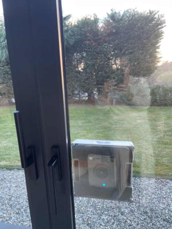 Ecovacs Winbot W2 Omni Şarjlı Cam Silme Robotu