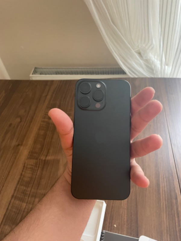 iPhone 15 Pro Max 256 GB