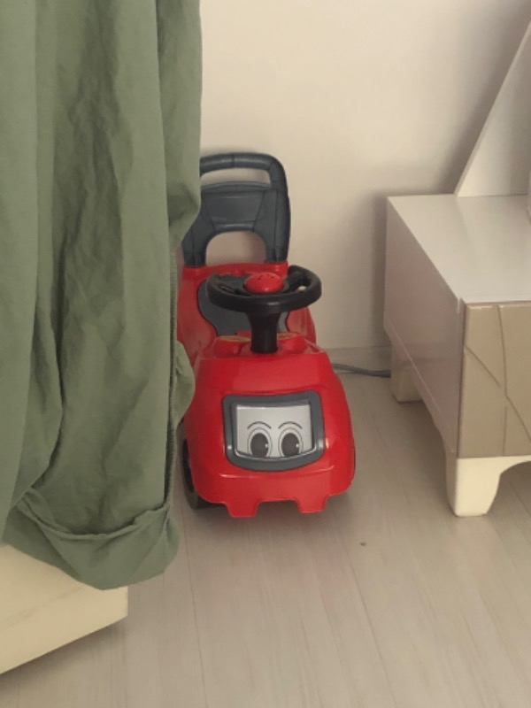 Dolu Bingit Araba Kırmızı