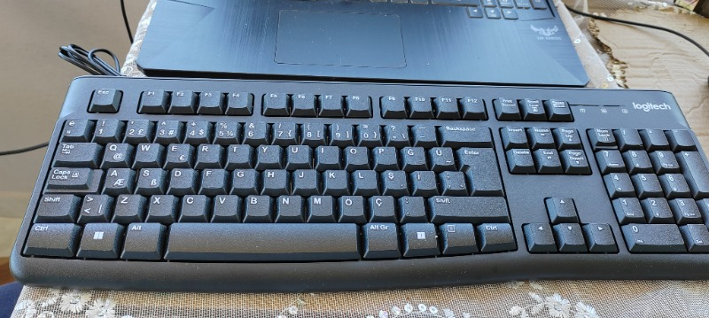 Logitech 920-002505 K120 Q Usb Siyah Kablolu Klavye