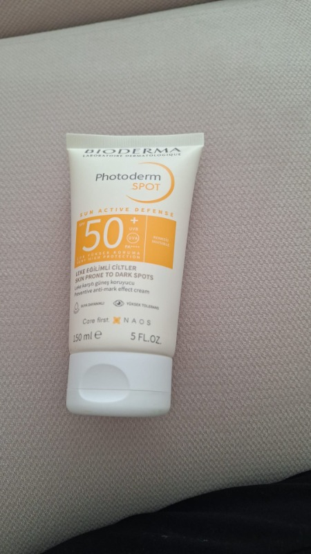 Bioderma Photoderm SPOT SPF50+ Yüksek Korumalı Yüz ve Vücut Güneş Kremi 150 ml