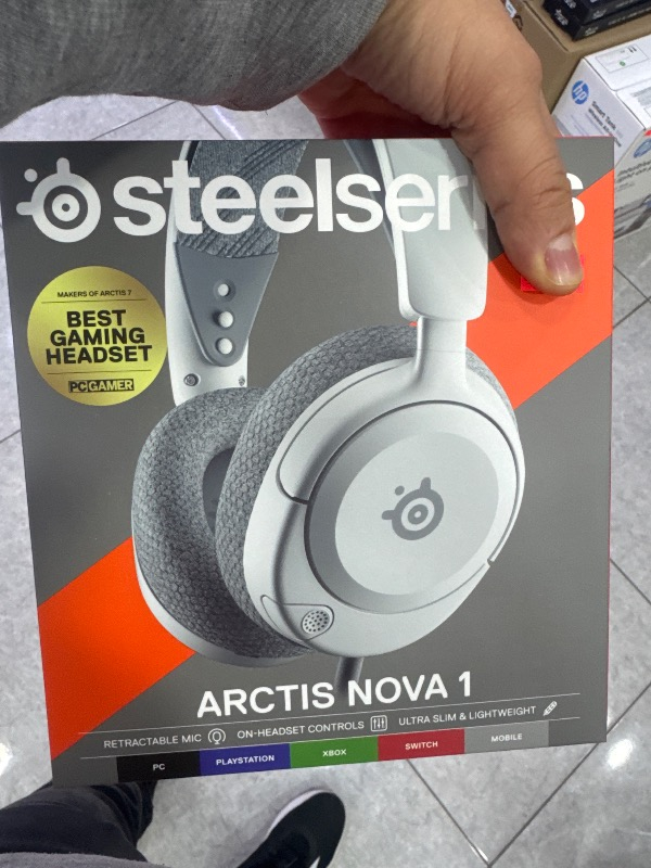 Steelseries Arctis Nova 1 Multi-System Oyun Kulaklığı - Beyaz