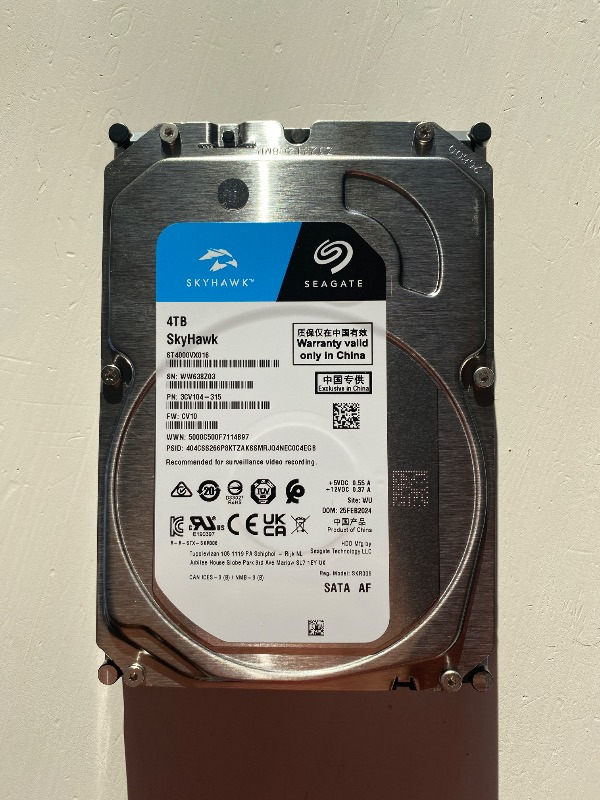 Seagate 4TB Skyhawk RV ST4000VX016 3.5" 5900Rpm 256 MB 7x24 Güvenlik Hdd (Resmi Distribitör Ürünü)