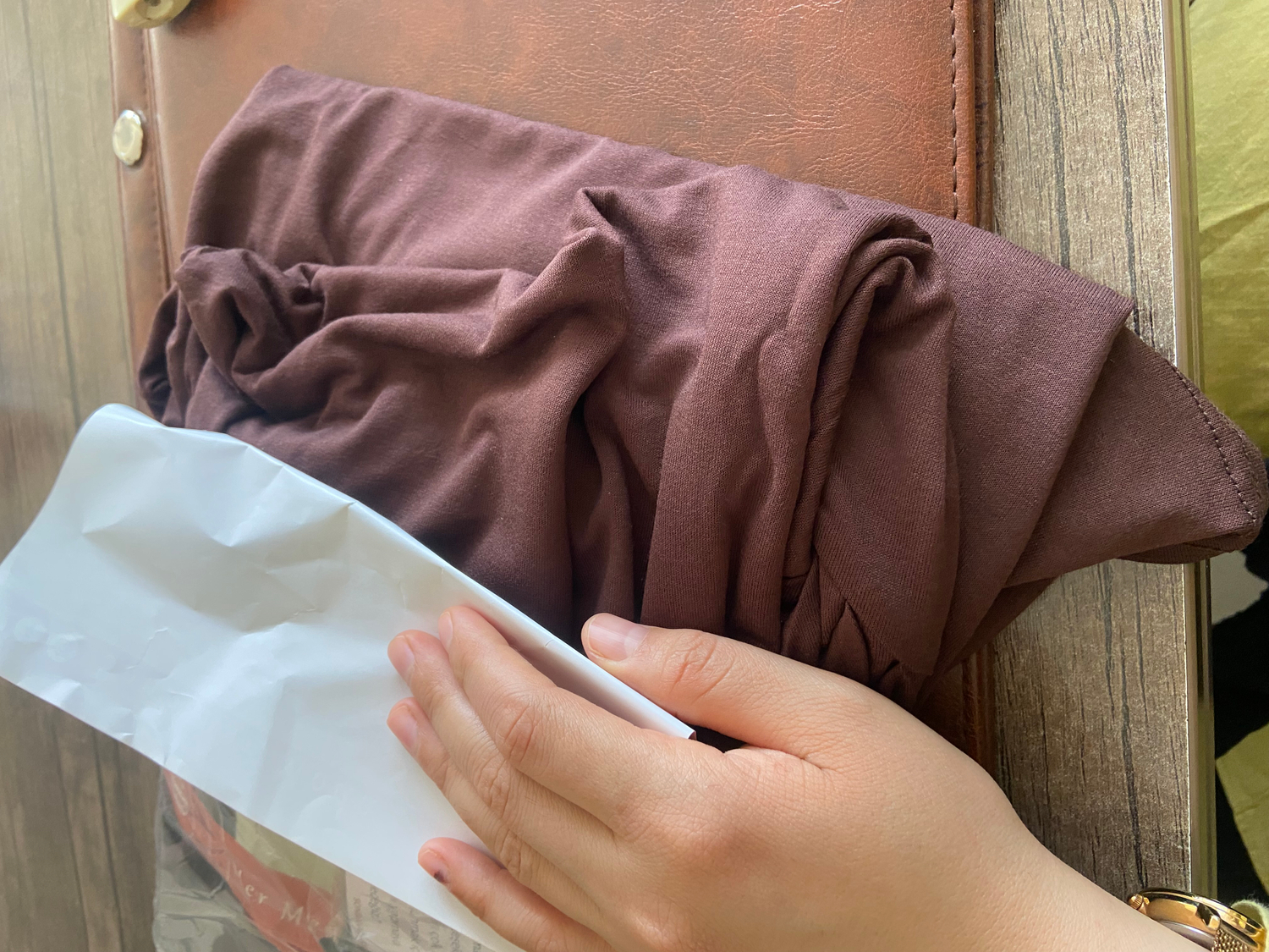 Sonbahar Moda Kadın Tesettür Pamuklu Başörtülü Namaz Elbisesi Dantelli Tek Parça Penye Kumaş Çikolata