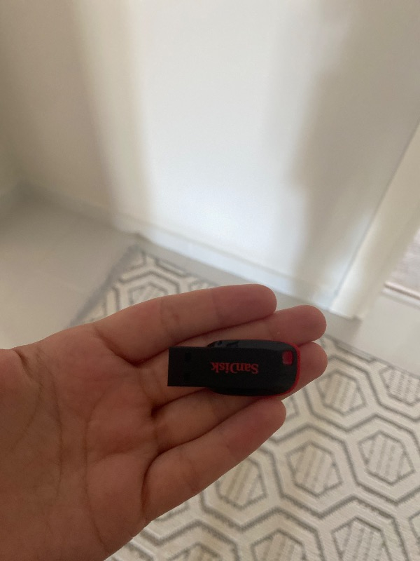 Sandisk SDCZ50-128G-B35 128GB Cruzer Blade 2.0 USB Flash Bellek