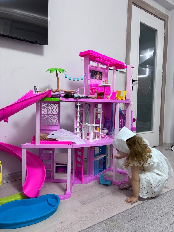 Barbie®'nin Yeni Rüya Evi™ HMX10