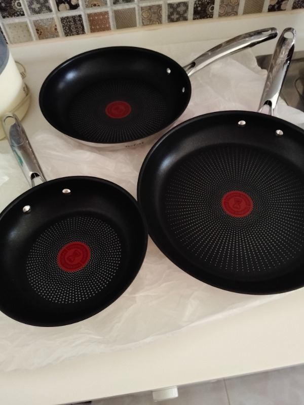 Tefal Duetto Kızartma Tavası Seti 28 cm Titanyum Kaplama Açık Gri Malzeme ile 3 Parça