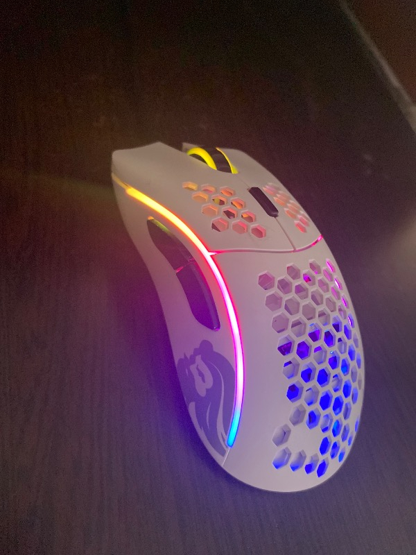 Glorious Model D Kablolu Mat Beyaz RGB Oyuncu Mouse 69Gr