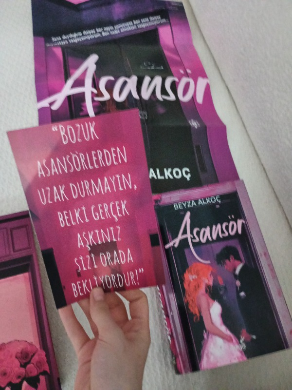 Asansör (Ciltli) - Beyza Alkoç