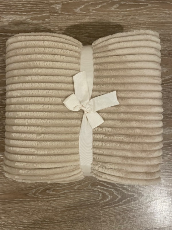 Yataş Bedding Holly Wellsoft Battaniye Çift Kişilik - Ekru
