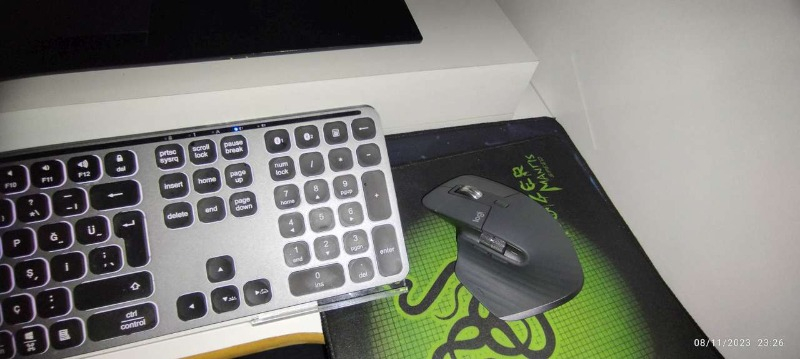 Logitech MX Master 3S Performans 8.000 DPI Optik Sensörlü Sessiz Kablosuz Mouse - Siyah