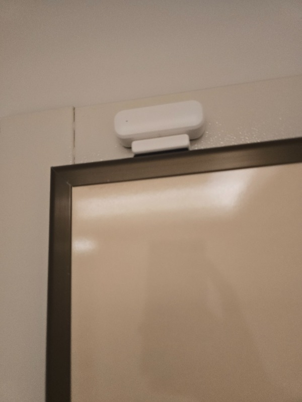 Xenon Smart Akıllı Kapı ve Pencere Sensörü Kablosuz Wi-Fi Ev Güvenlik Sistemi Google Home/Alexa Uyumlu Pencere Kontağı X7502