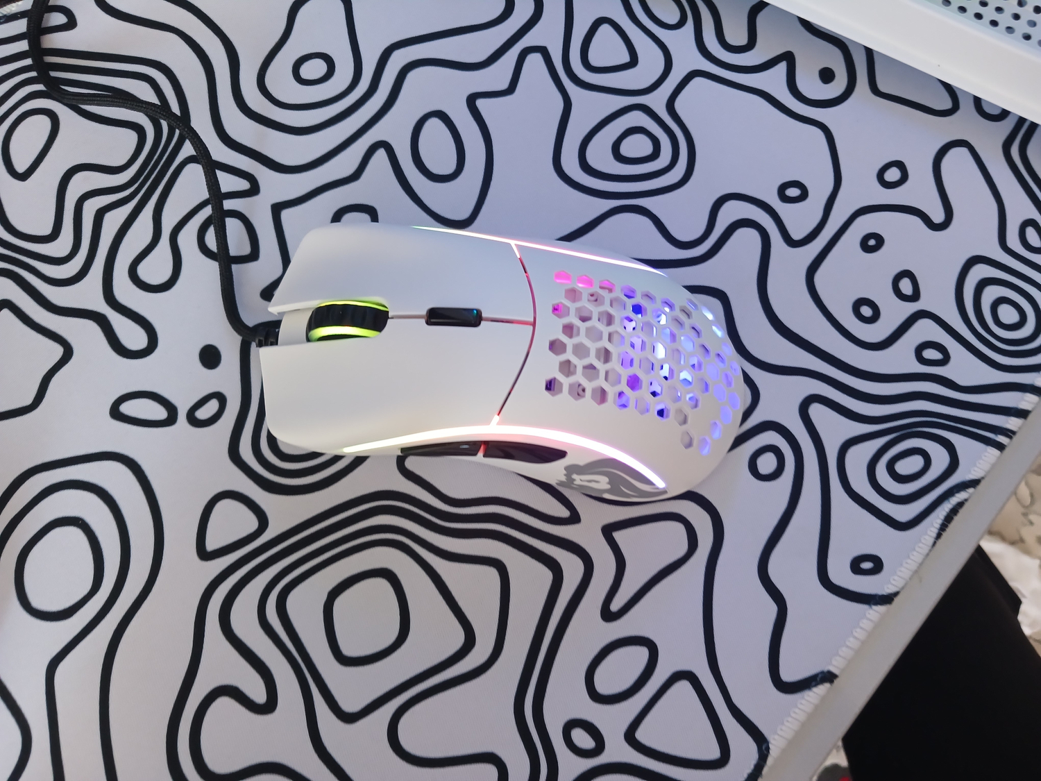 Glorious Model D Kablolu Mat Beyaz RGB Oyuncu Mouse 69Gr