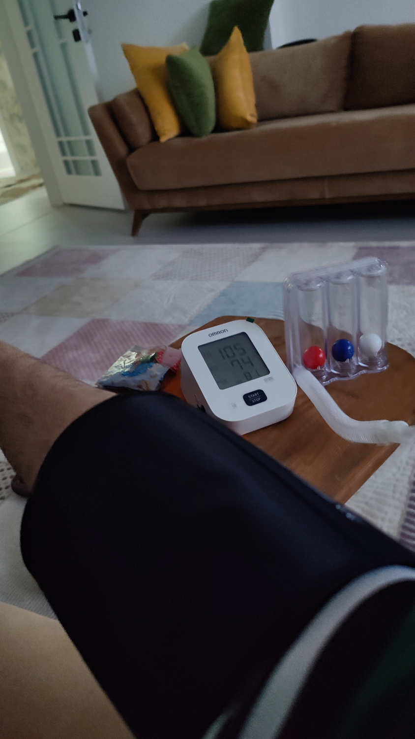 OMRON M2+ 30 Ölçüm Hafızalı Geniş Manşetli Üst Koldan Ölçer Dijital Tansiyon Aleti