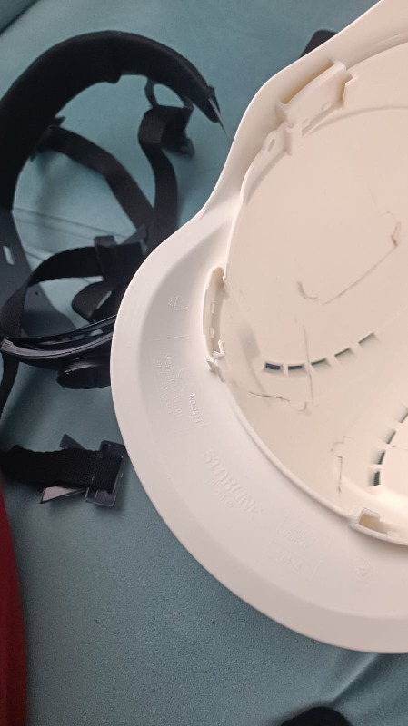 3m G3000 Peltor Beyaz Havalandırmalı Vidalı Baret