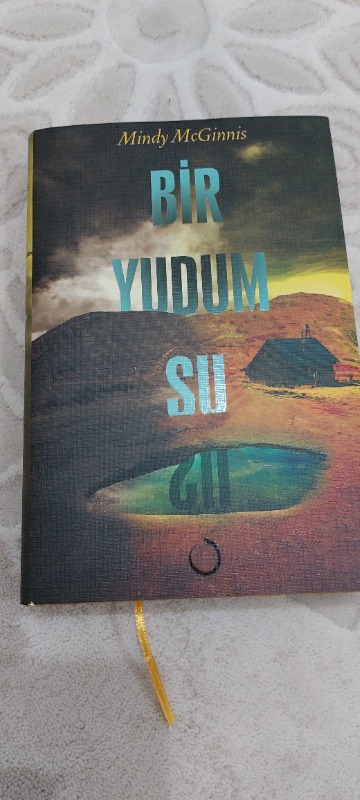 Bir Yudum Su - Mindy McGinnis