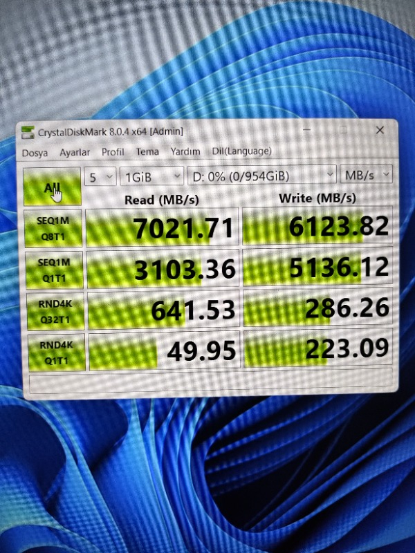 Kingston KC3000 1TB 7000MB/S - 6000MB/S SSD