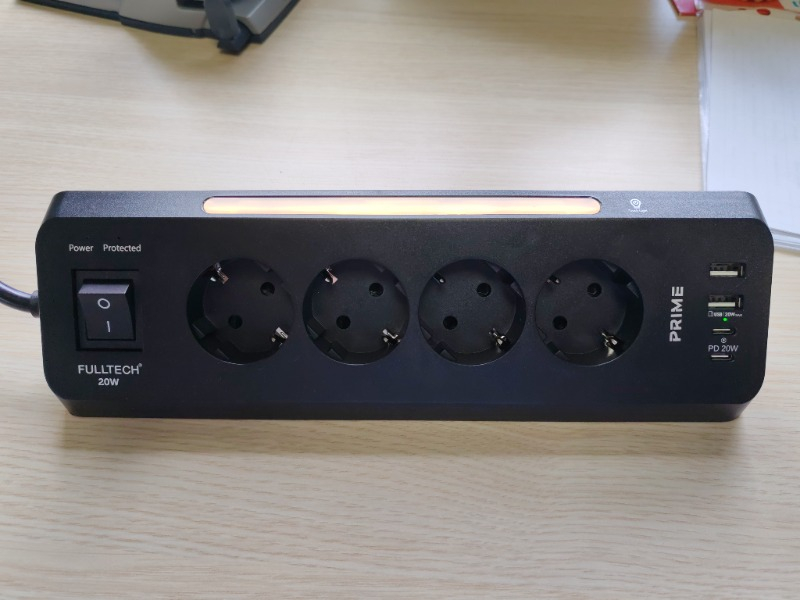 Fulltech Ftr-22 Gece Lambalı Akım Korumalı Çoklu Priz - Siyah