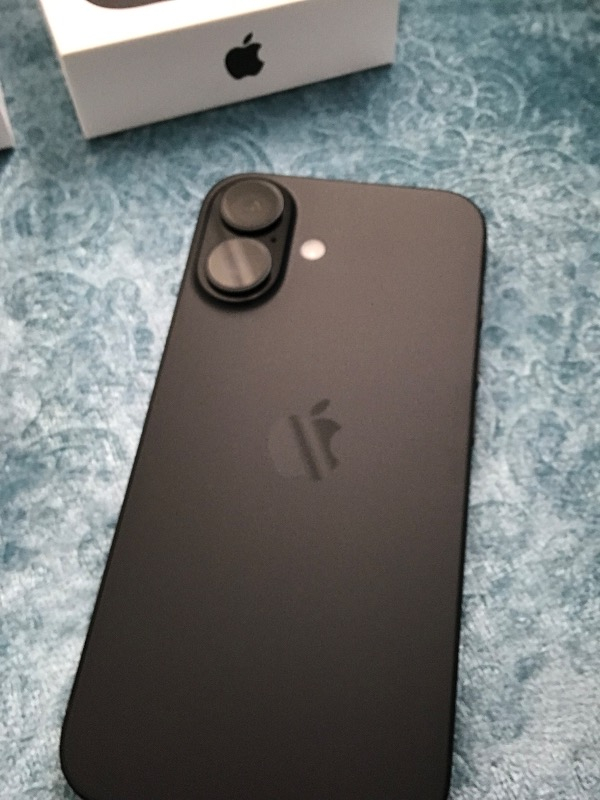 iPhone 16 128GB Siyah