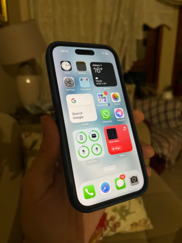 iPhone 15 256 GB