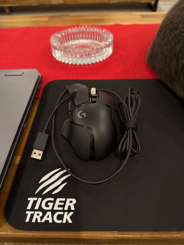 Logitech G G502 HERO LIGHTSYNC 25.600 DPI Yüksek Performanslı Kablolu Oyuncu Mouse - Siyah
