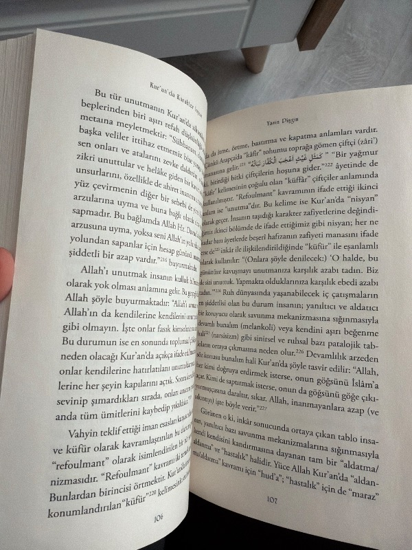 Kuranda Karakter İnşası - Yasin Pişgin