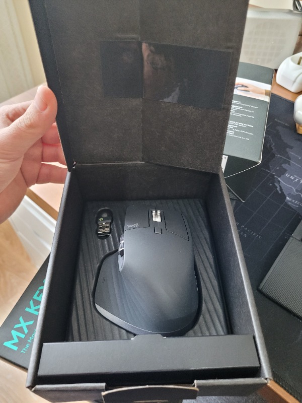Logitech MX Master 3S Performans 8.000 DPI Optik Sensörlü Sessiz Kablosuz Mouse - Siyah