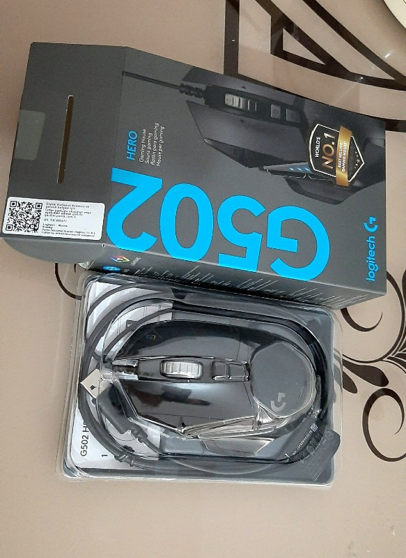 Logitech G G502 HERO LIGHTSYNC 25.600 DPI Yüksek Performanslı Kablolu Oyuncu Mouse - Siyah