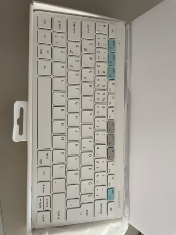 Samsung Smart Keyboard Trio 500 - Beyaz