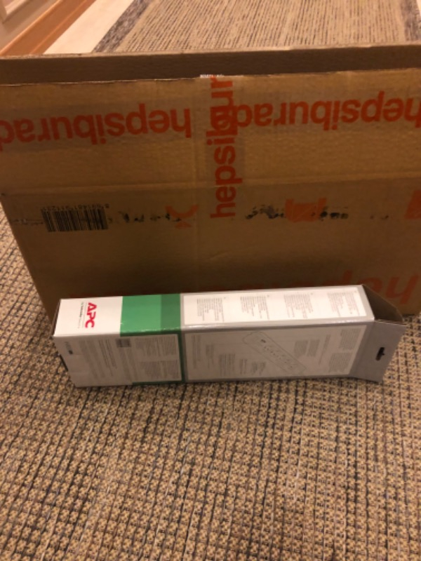 Schneider Electric APC 5'li Akım Korumalı Priz PM5-GR