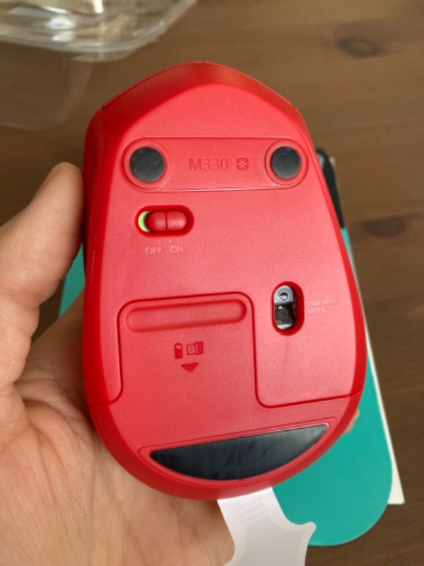 Logitech M330 Sessiz Kablosuz Optik Mouse - Kırmızı