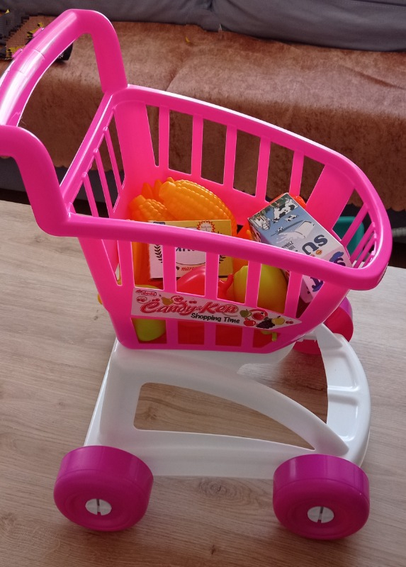 Dede Candy&Ken Market Arabası Dolu