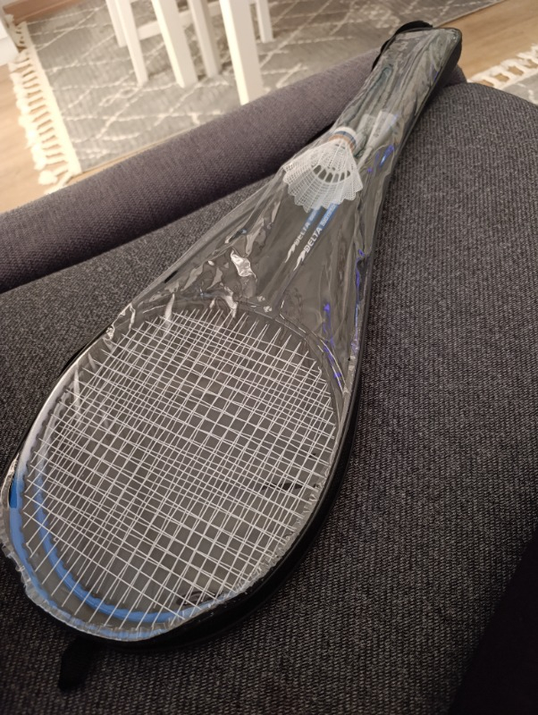 Delta 2 Adet Badminton Raketi İle 3 Adet Badminton Topu Ve Deluxe Badminton Çantası Çiftler İçin Set