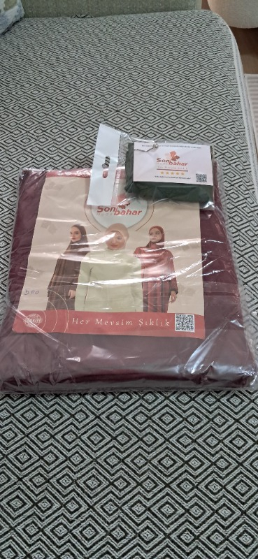 Sonbahar Moda Kadın Tesettür Pamuklu Başörtülü Namaz Elbisesi Dantelli Tek Parça Penye Kumaş