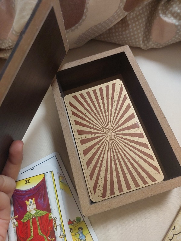 Tarot Destesi Ve Kitabı Hilal Altundal