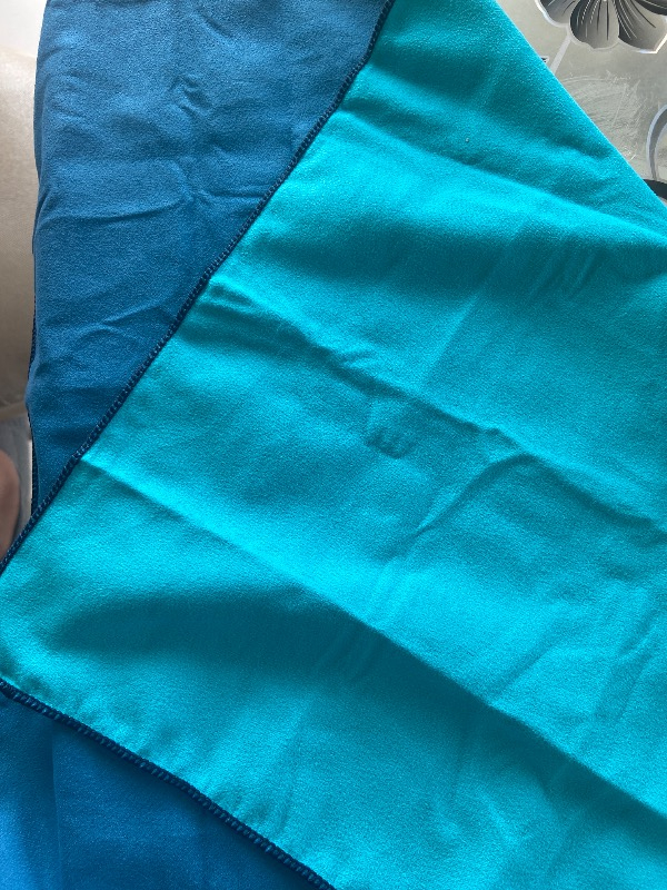 Decathlon Nabaiji Çift Taraflı Mikrofiber Havlu